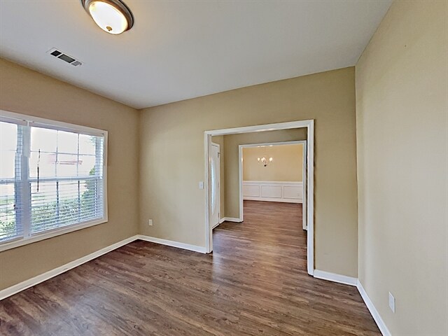 Foto del edificio - 245 Chapel Station Ln