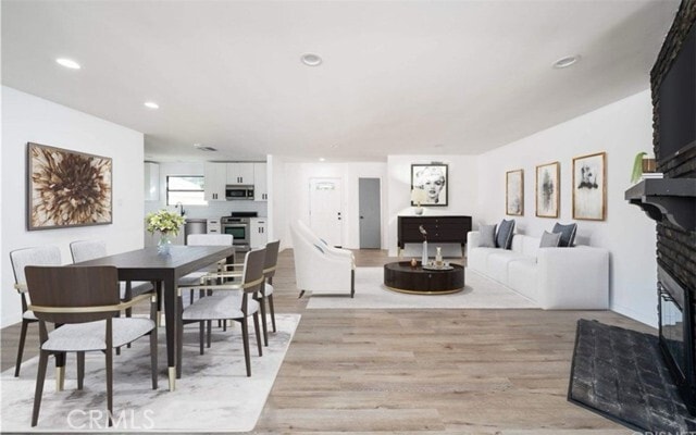 Building Photo - 5363 Garden Grove Ave
