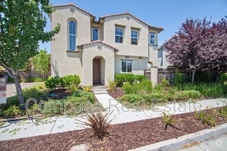 Building Photo - 5539 Southcrest Way
