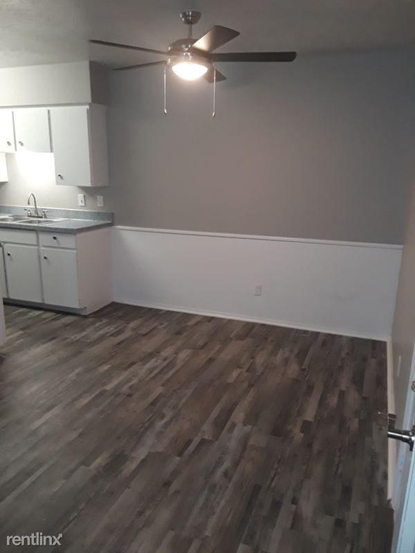 Building Photo - 5875 Mountain Valley Ln