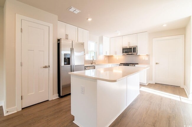 Building Photo - 2812 Rowyn St