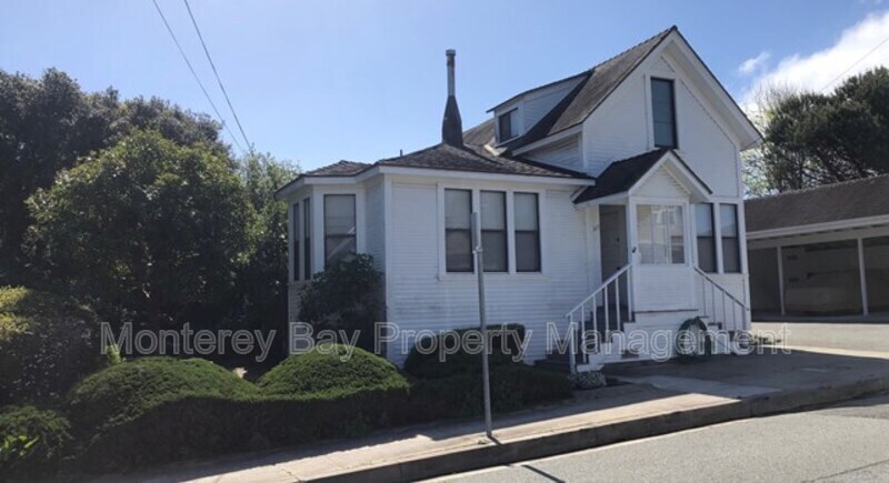 Primary Photo - 115 18th St