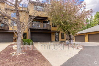 Building Photo - 5000 E Palomino Ln
