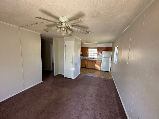 Building Photo - 108 N Anita Dr