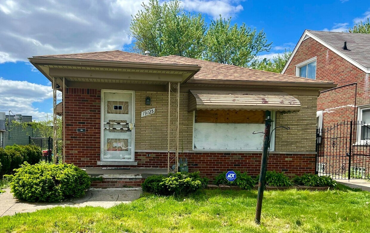 Foto principal - 19125 Joann Ave