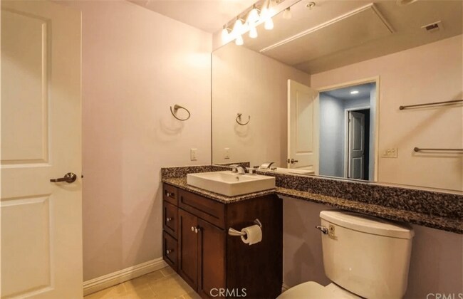 Foto del edificio - 2240