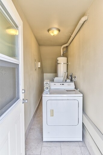 Laundry Facilities - 21110 Norwalk Blvd