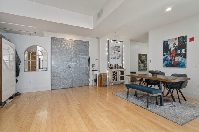 Building Photo - 485 Harrison Ave