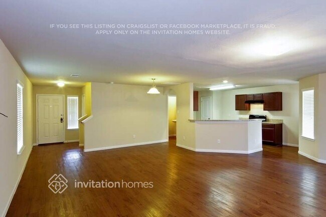 Foto del edificio - 18711 N Lyford Dr