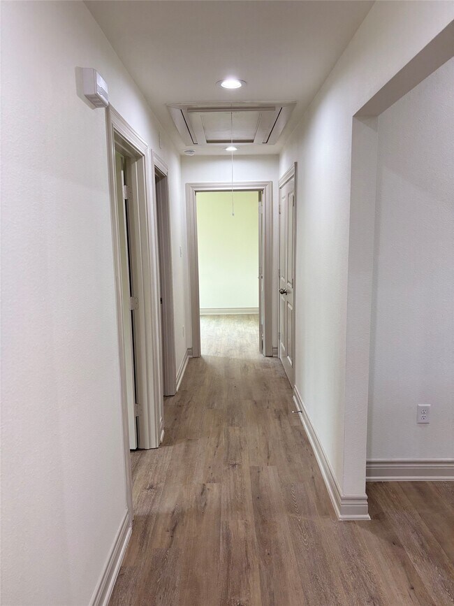 Foto del edificio - 2622 Rosalee St