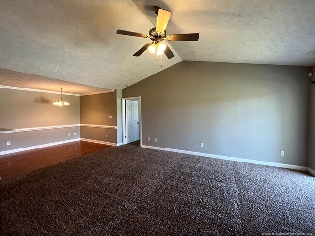 Building Photo - 1731 Renwick Dr