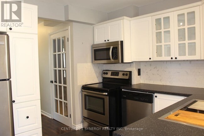 Building Photo - 241 Wilfred Crescent