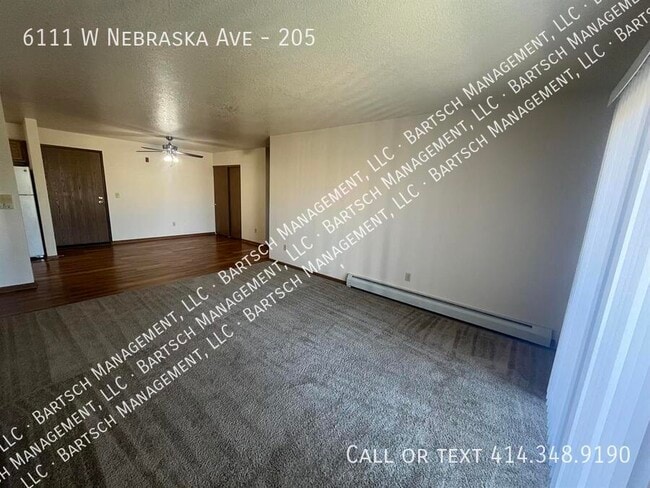 Building Photo - 6111 W Nebraska Ave