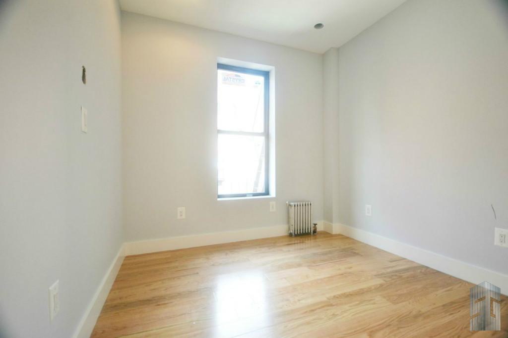 Foto del edificio - 175 E 105th St