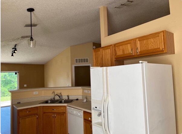 Building Photo - 5200 Silver Thistle Ln