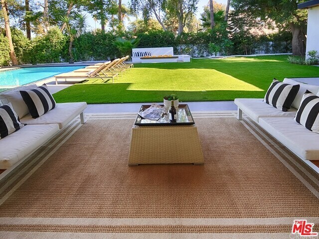 Foto del edificio - 4810 Woodley Ave