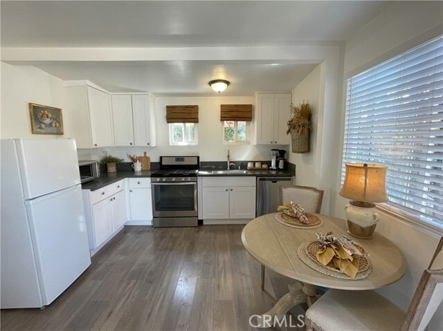 Foto del edificio - 2016 W 146th Pl