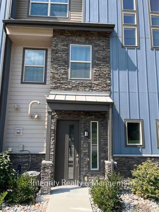 Foto principal - 1025 S Gilbert St