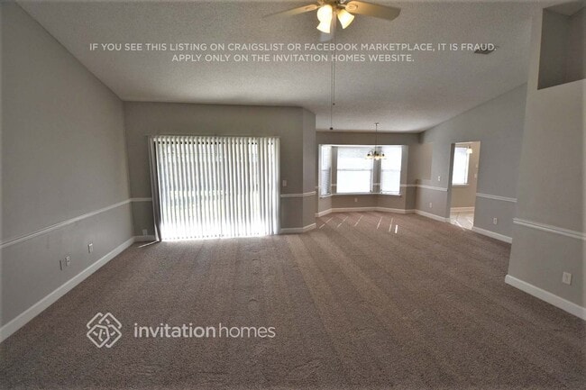 Foto del edificio - 8478 Wessex Ct