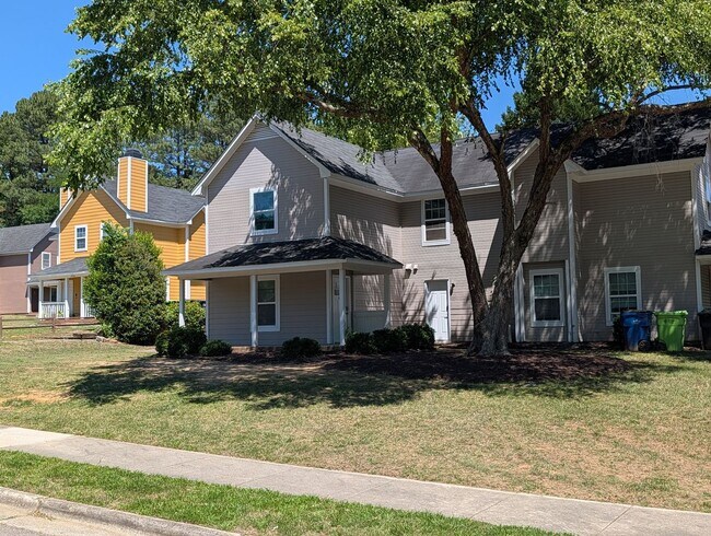 Foto del edificio - 4632 Kilcullen Dr