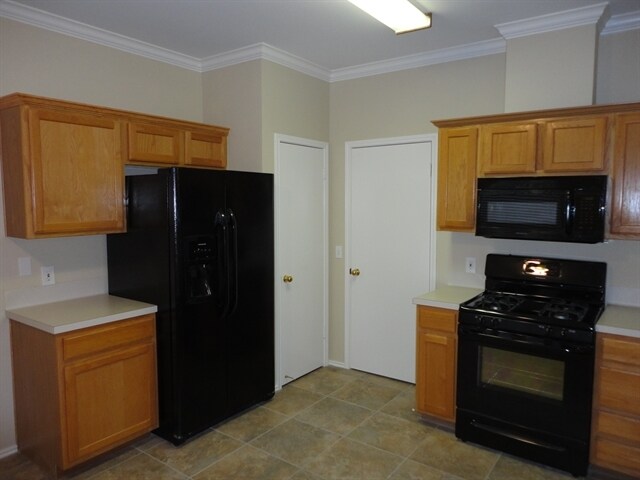 Building Photo - 2326 Loquat Ln
