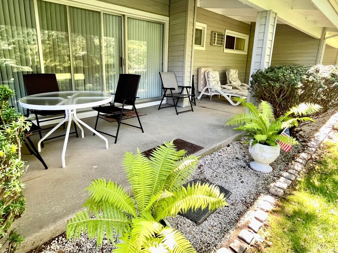 Primary Photo - 221 Mill Rd