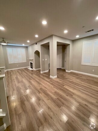 Building Photo - 414 Timberwood