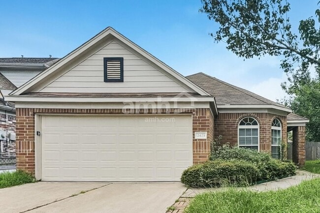 Building Photo - 2423 Lofty Falls Ct