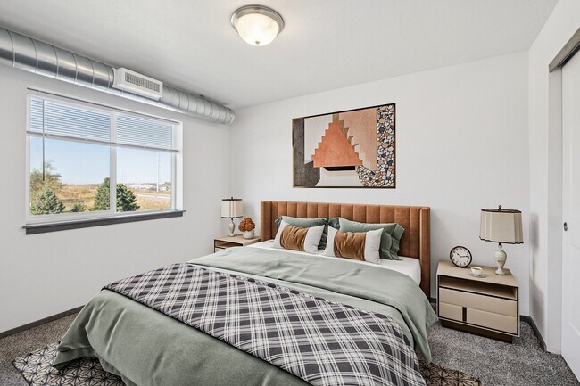 Foto del edificio - Cherry Creek Village