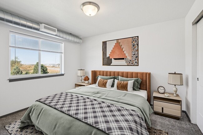 Building Photo - Cherry Creek Village