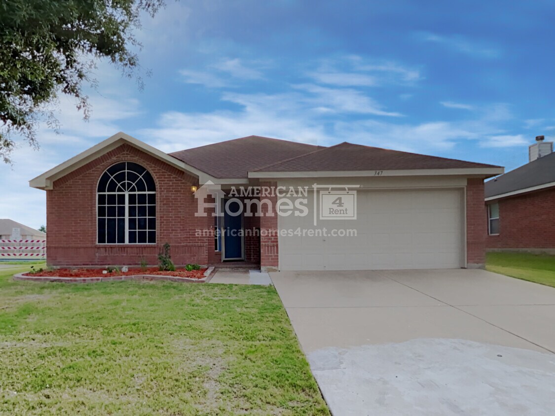 347 Tioga Drive House for Rent in Arlington, TX