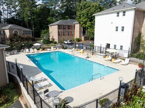 Building Photo - Riva Apartments