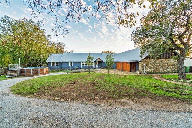 Building Photo - 405 Russell Rd