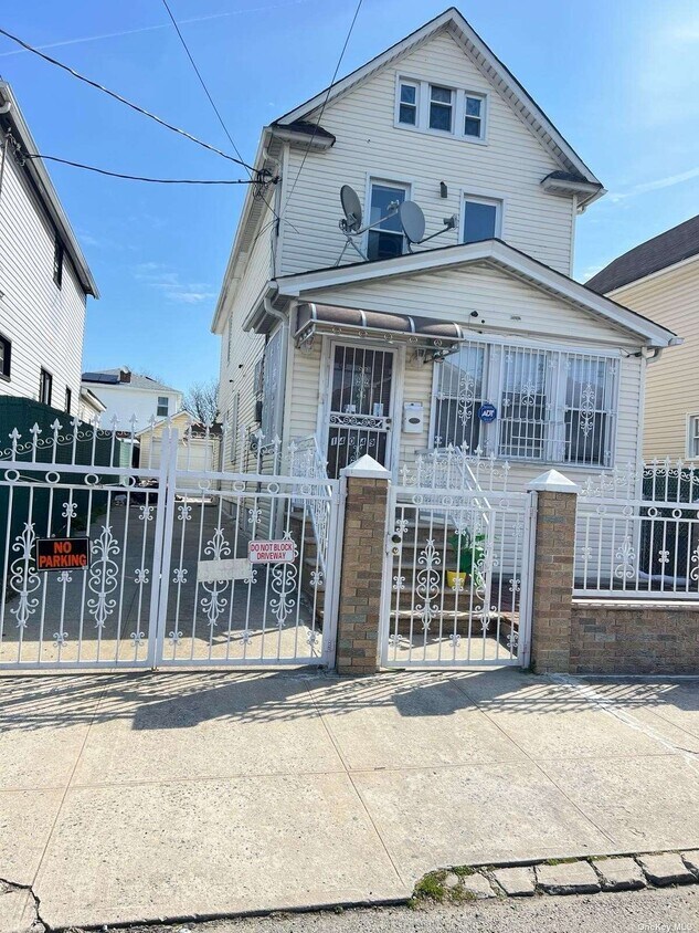 Foto principal - 140-49 160th St