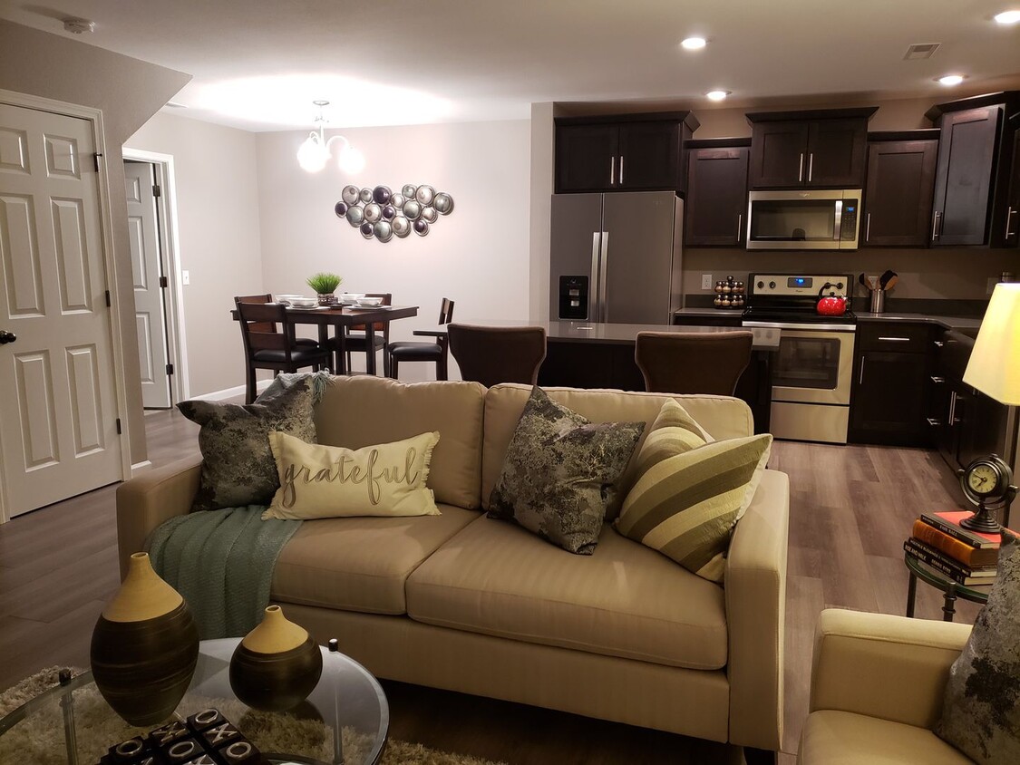 Primary Photo - Twinhome in Lakewood Mandan