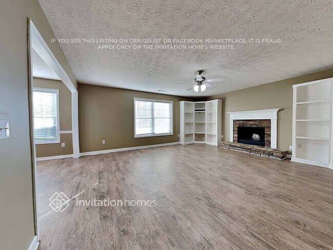 Foto del edificio - 680 Colt Shoals Ln