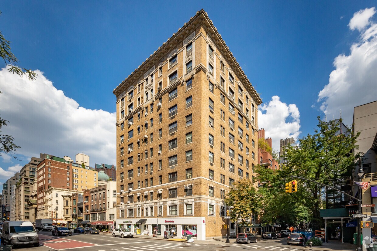 Primary Photo - 145-149 E 74th St