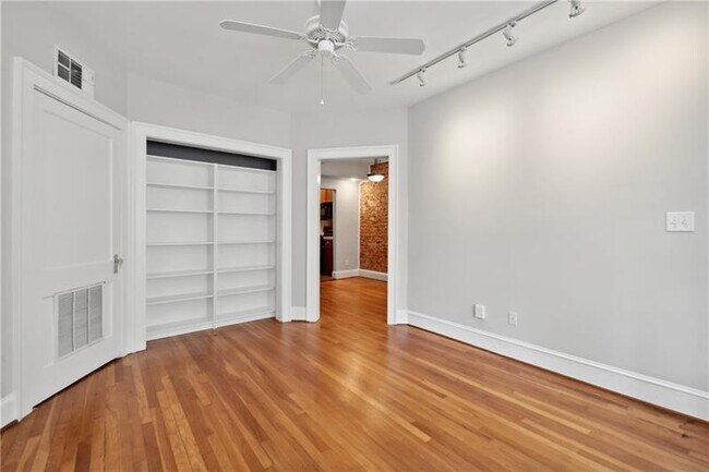 Building Photo - 272 14th St NE
