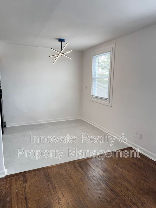 Building Photo - 2423 Bleigh Ave