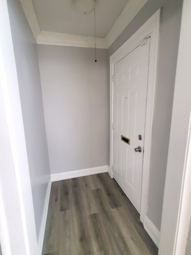 7835 S Champlain Ave, Chicago, IL 60619 House for Rent in Chicago, IL