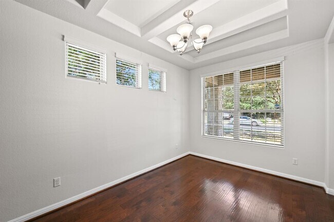 Foto del edificio - 351 Wincliff Dr