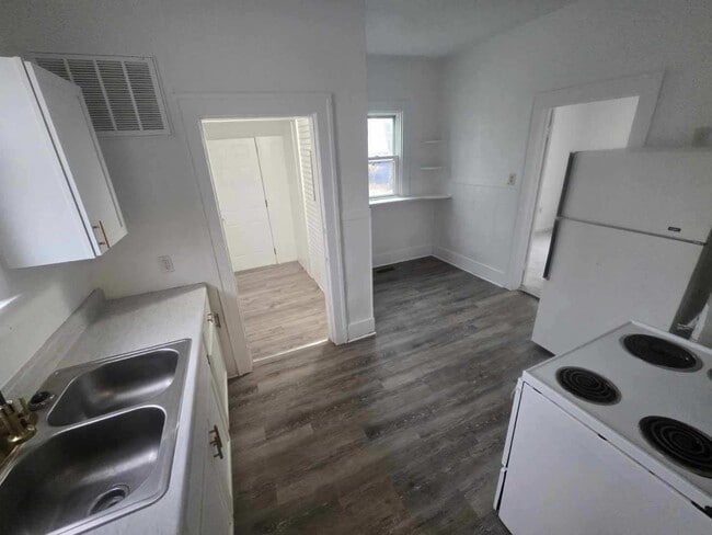 Foto del edificio - 1527 S Lulu Ave