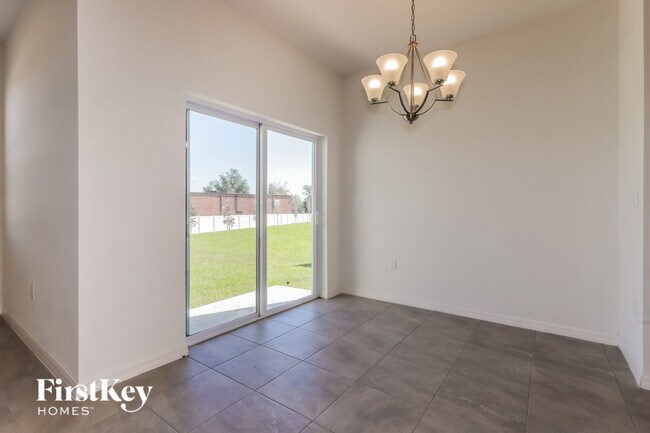 Foto del edificio - 105 Windsor Reserve Dr