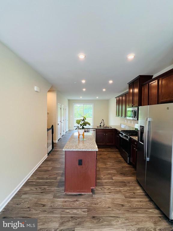 Building Photo - 150 Rebecca Hammond Ct
