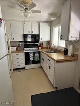 Building Photo - 207 Harvest Ln