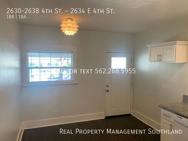 Foto del edificio - 2630-2638 4th St.-2634 E 4th St.
