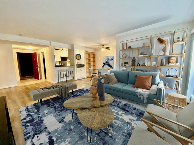 Virtually Staged - 5625 Green Valley Cir