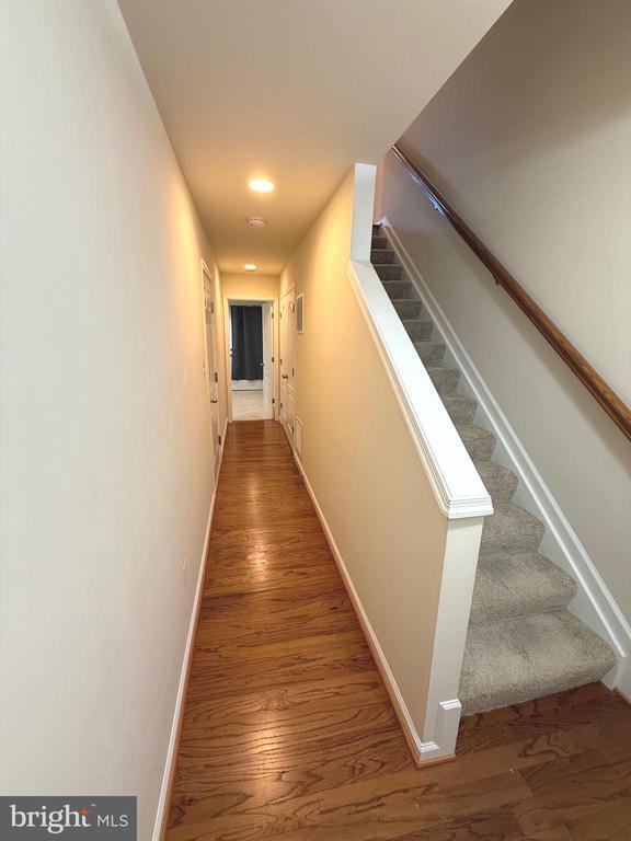Building Photo - 2932 Truffle Oak Place