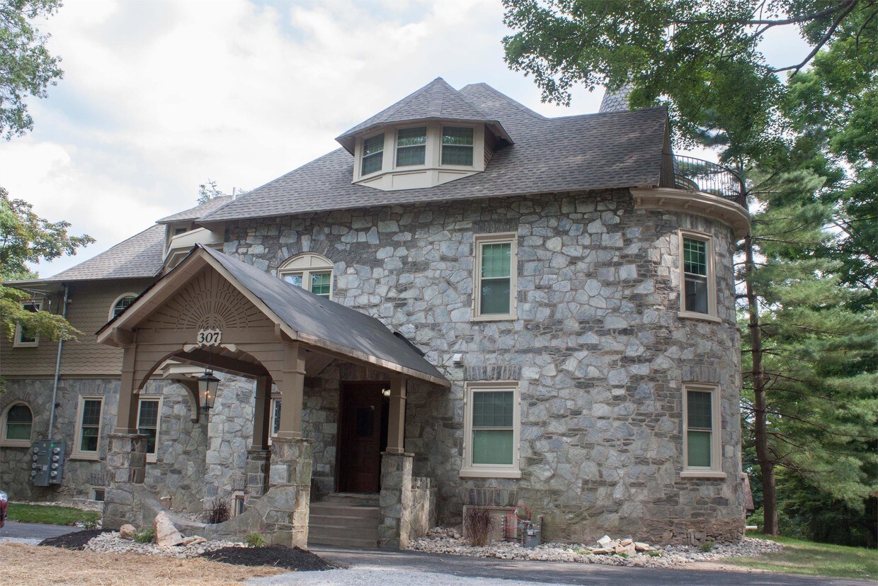 307 W Park Ave, Langhorne, PA 19047 Room for Rent in Langhorne, PA