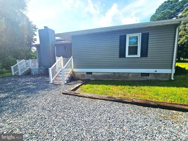 Building Photo - 37420 Neptune Dr